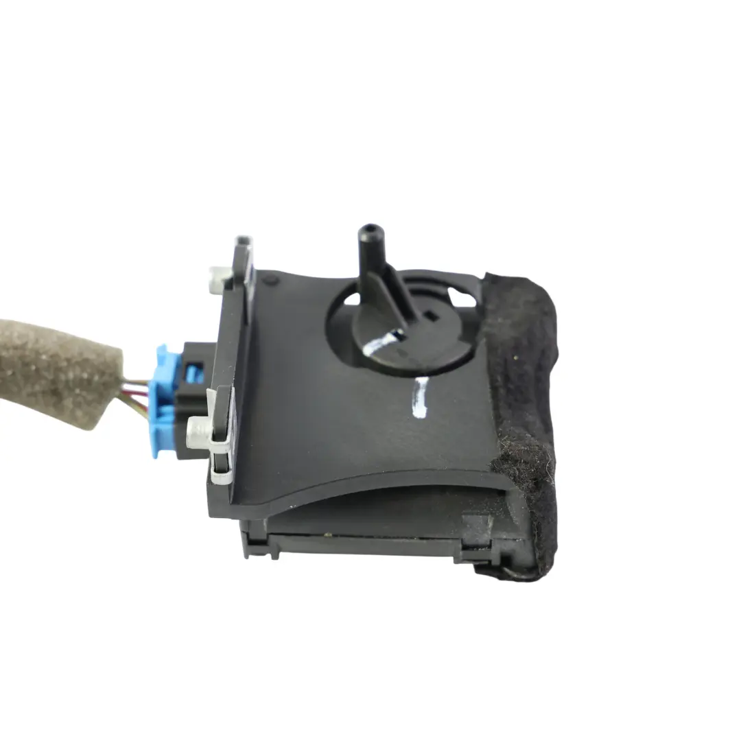 Heater A/C Dashboard Air Vent Flap Actuator to Audi A8 D3 with Part number 4F0820511B Audi A8 D3 Heater A/C Dashboard Air Vent Flap Actuator - SKU 4F0820511B-7 - Part number 4F0820511B