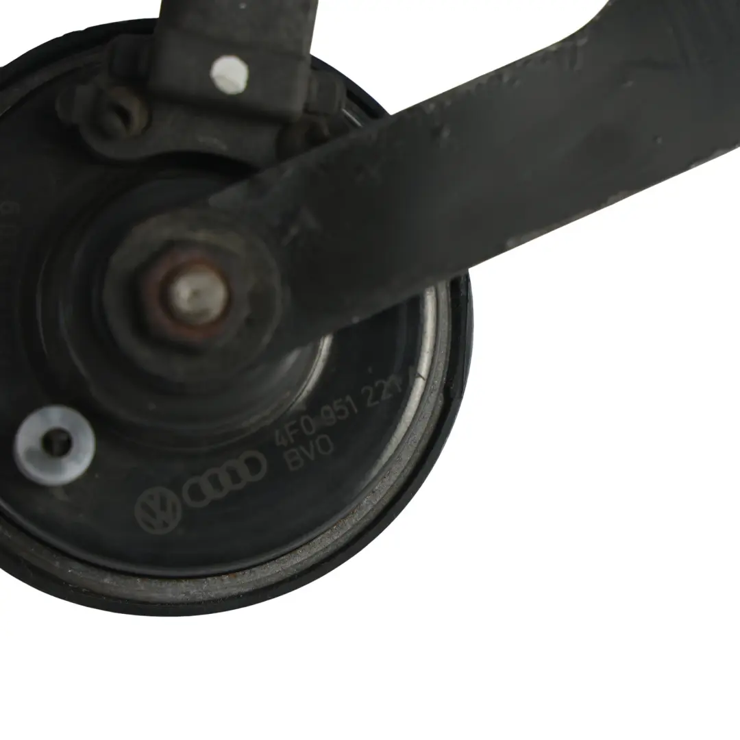 Support Avertisseur Sonore Sirène Alarme pour Audi A6 C6 à propos du numéro de pièce 4F0951229 Audi A6 C6 Support Avertisseur Sonore Sirène Alarme - SKU 4F0951229-1 - Numéro de pièce 4F0951229