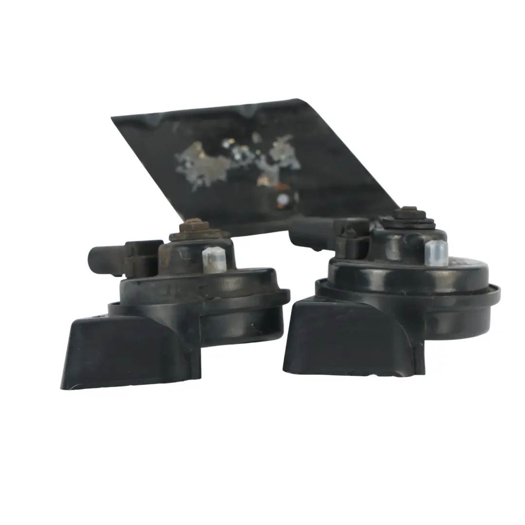Horn Signal Alarm Siren Bracket Holder Mounting to Audi A6 C6 with Part number 4F0951229 Audi A6 C6 Horn Signal Alarm Siren Bracket Holder Mounting - SKU 4F0951229-1 - Part number 4F0951229
