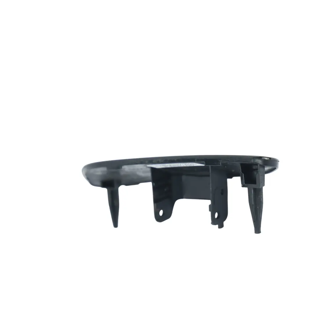 Copertura Lavafari Destra Nero Mythical Y9T per Audi A6 C7 Allroad con numero di parte 4G0955276D Audi A6 C7 Allroad Copertura Lavafari Destra Nero Mythical Y9T - SKU 4G0955276D-MYB - Numero di parte 4G0955276D