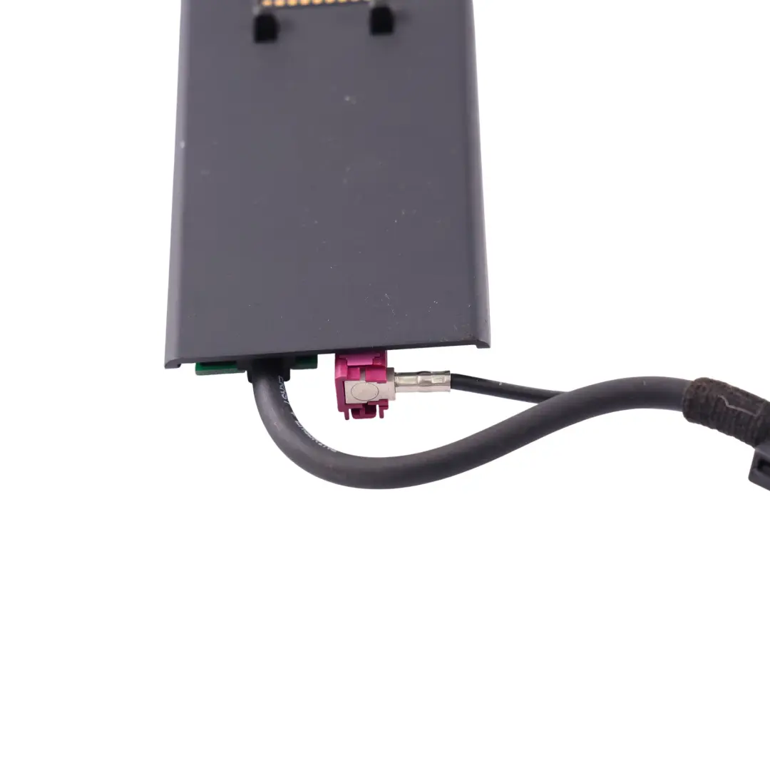 4G8 Panel Stacji Dokującej Telefonu Taca Podstawa Płyta do Audi A7 o numerze 4G0971178 Audi A7 4G8 Panel Stacji Dokującej Telefonu Taca Podstawa Płyta - SKU 4G0971178 - Numer Części 4G0971178