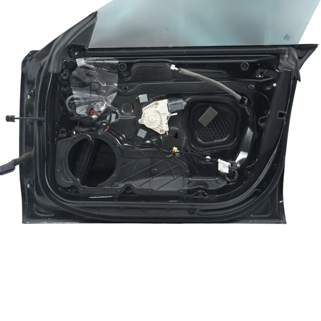 4G8 Sportback Puerta Delantera Derecha Negro Phantom Z9Y para Audi A7 con número de pieza 4G8831052A Audi A7 4G8 Sportback Puerta Delantera Derecha Negro Phantom Z9Y - SKU 4G8831052A-PHB1 - Número de pieza 4G8831052A