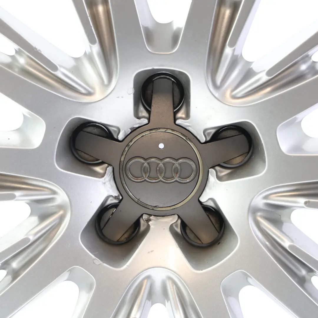 Argento Cerchio in Lega 20" 9J ET:37 10 Razze per Audi A8 S8 4H con numero di parte 4H0601025N Audi A8 S8 4H Argento Cerchio in Lega 20" 9J ET:37 10 Razze - SKU 4H0601025N-1 - Numero di parte 4H0601025N