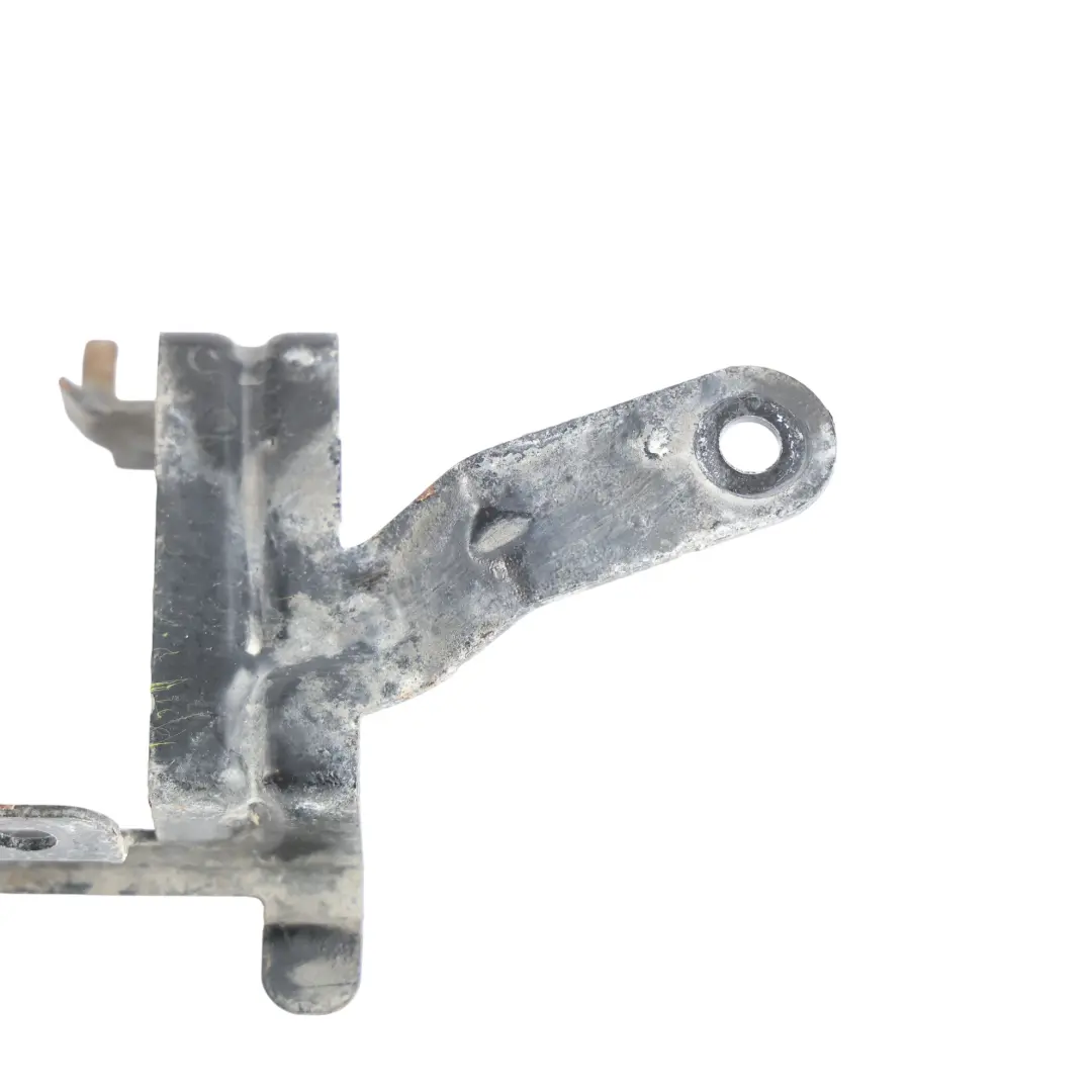 Front Radiator Grille Mount Support Holder Bracket to Audi A8 D4 with Part number 4H0853993A Audi A8 D4 Front Radiator Grille Mount Support Holder Bracket - SKU 4H0853993A - Part number 4H0853993A
