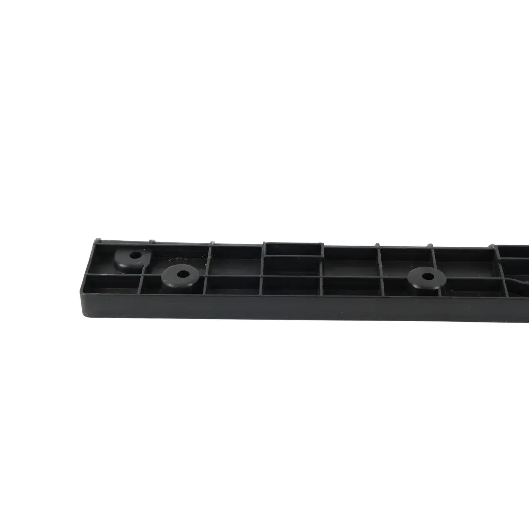 Seitenschweller Blende Halter Abdeckung Vorne Links für Audi A8 D4 mit Teilenummer 4H0863765 Audi A8 D4 Seitenschweller Blende Halter Abdeckung Vorne Links - SKU 4H0863765 - Teilenummer 4H0863765
