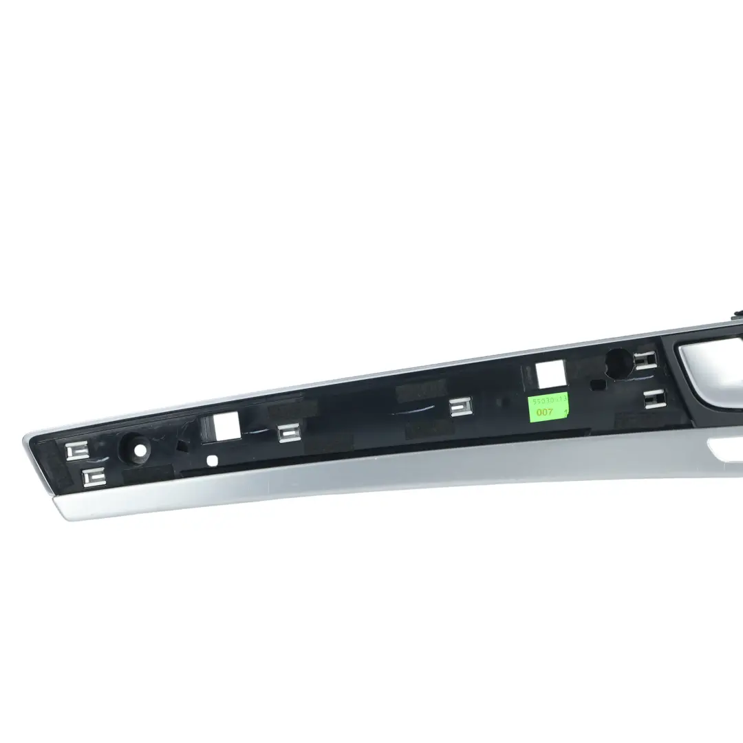 Pannello Porta Anteriore Maniglia Alluminio Sinistra per Audi A8 D4 con numero di parte 4H0867101 Audi A8 D4 Pannello Porta Anteriore Maniglia Alluminio Sinistra - SKU 4H0867101 - Numero di parte 4H0867101