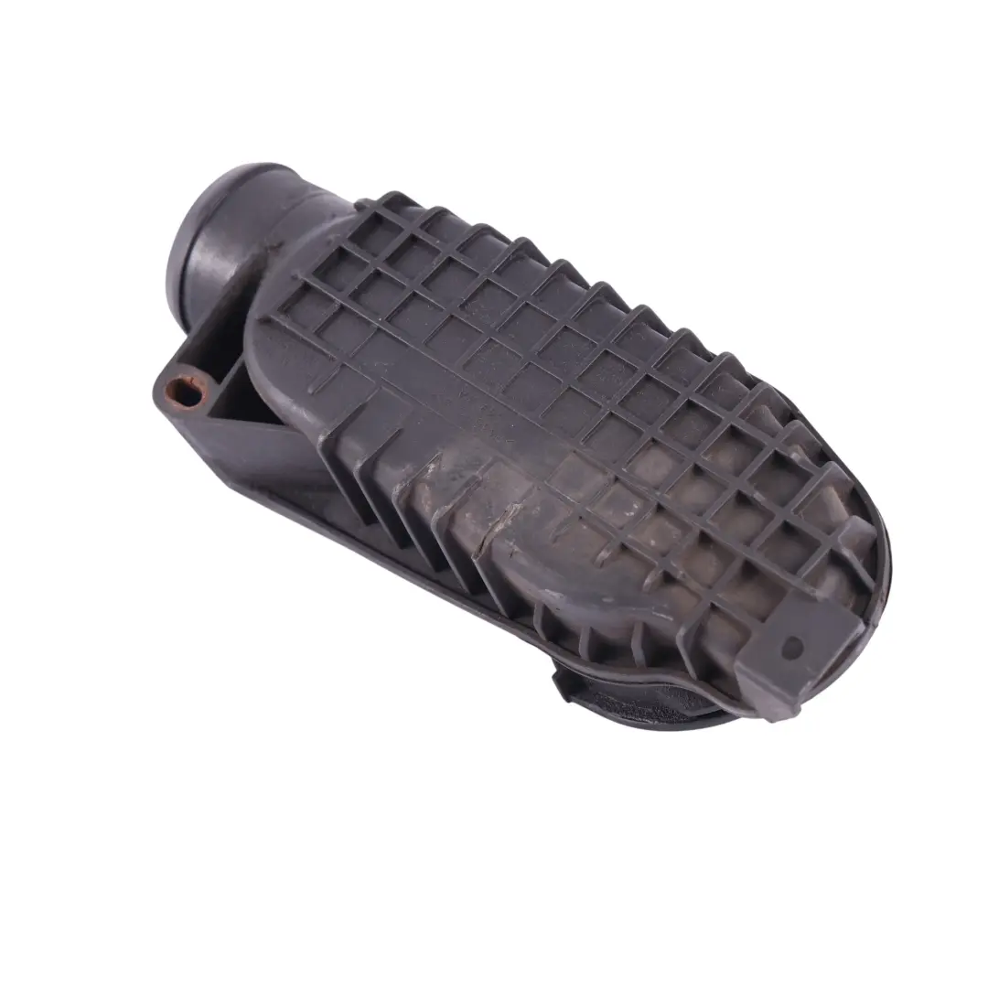 Intake Duct Housing Pipe Elbow 2.7 TDV6 to Range Rover Sport L320 Air with Part number 4H2Q-6K7700-BB Range Rover Sport L320 Air Intake Duct Housing Pipe Elbow 2.7 TDV6 - SKU 4H2Q-6K770-BB - Part number 4H2Q-6K7700-BB