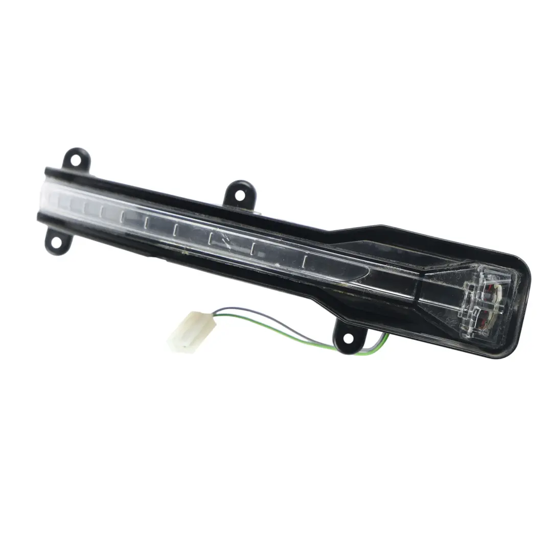 Wing Mirror Turn Indicator Lamp Light Front Right O/S to Audi Q5 8R Q7 4L with Part number 4L0949102 Audi Q5 8R Q7 4L Wing Mirror Turn Indicator Lamp Light Front Right O/S - SKU 4L0949102-1 - Part number 4L0949102