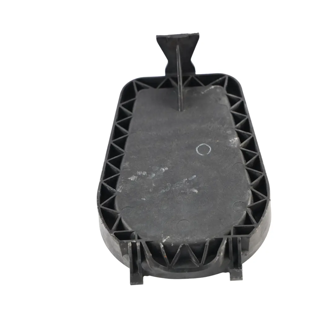 2K Coperchio Faro Abbagliante Sinistro Destro 2K0941627 per Volkswagen Caddy con numero di parte 4VEX13K046CA Volkswagen Caddy 2K Coperchio Faro Abbagliante Sinistro Destro 2K0941627 - SKU 4VEX13K046CA - Numero di parte 4VEX13K046CA
