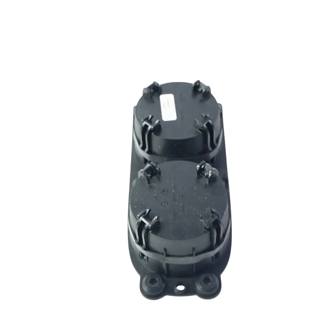 Mittelkonsole Getränkehalter Ablagefach für Jaguar X-Type X400 mit Teilenummer 4X4X-F048196-A Jaguar X-Type X400 Mittelkonsole Getränkehalter Ablagefach - SKU 4X4X-F048196-A - Teilenummer 4X4X-F048196-A