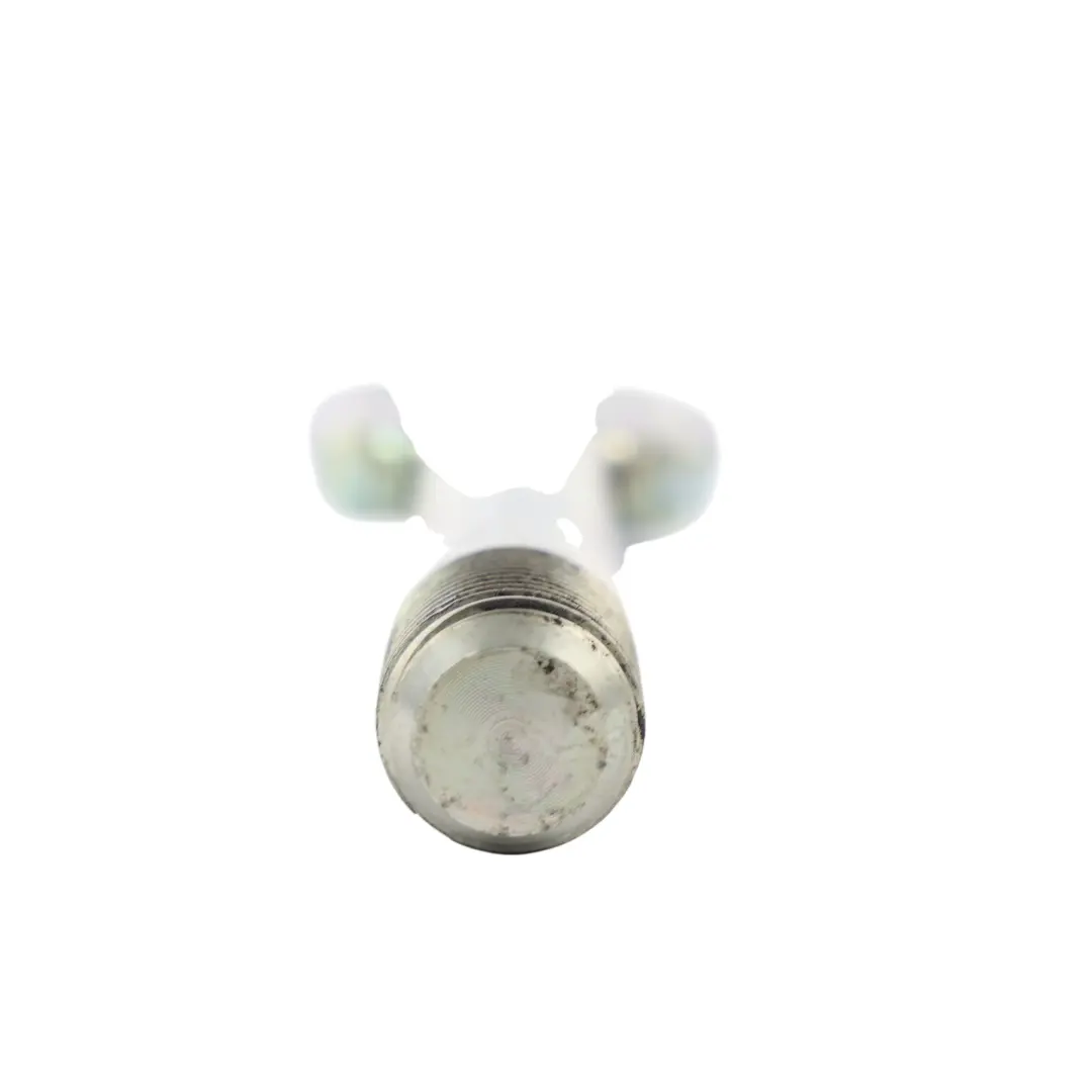 Pare-chocs Avant Crochet Remorquage Œillet pour Toyota Avensis T270 à propos du numéro de pièce 5196005010 Toyota Avensis T270 Pare-chocs Avant Crochet Remorquage Œillet - SKU 5196005010 - Numéro de pièce 5196005010