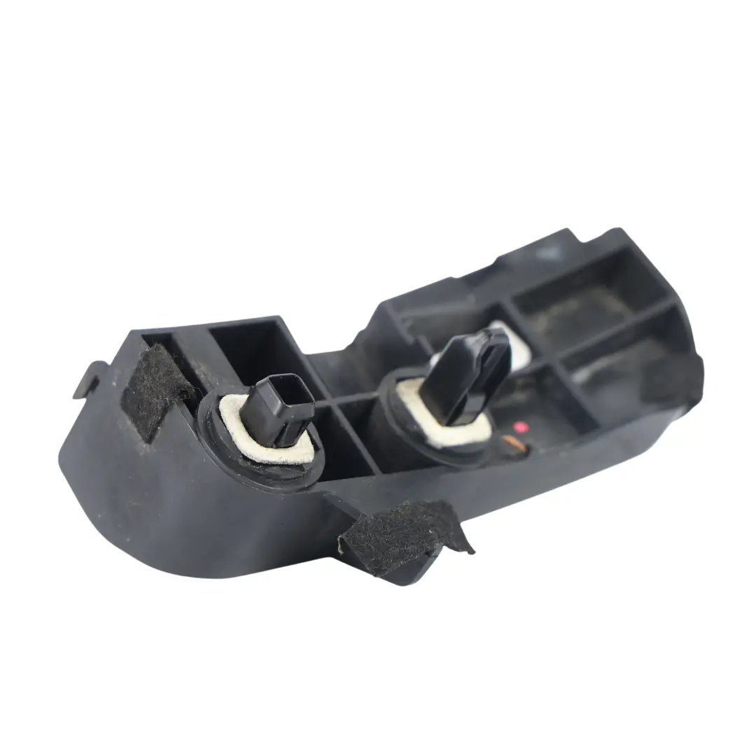 Soporte Parachoques Trasero Izquierdo para Toyota Auris E15 con número de pieza 5256302030 Toyota Auris E15 Soporte Parachoques Trasero Izquierdo - SKU 5256302030 - Número de pieza 5256302030