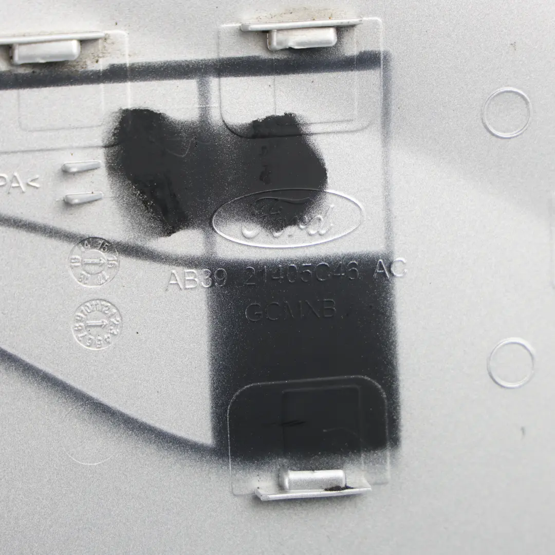 Mk6 Tapa Depósito Combustible Plata Moondust AB39-21405C46-AB para Ford Ranger con número de pieza 5360732 Ford Ranger Mk6 Tapa Depósito Combustible Plata Moondust AB39-21405C46-AB - SKU 5360732-MDS - Número de pieza 5360732