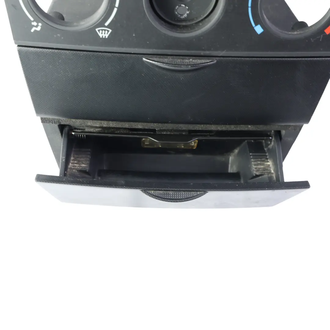 Toyota Corolla E12 Ramka Panelu Klimatyzacji Konsoli Środkowej 55411-02250 - SKU 5541102250 - Numer Części 5541102250