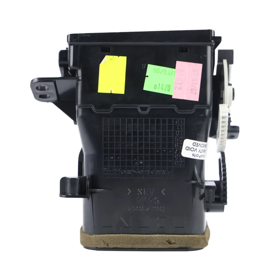 Armaturenbrett Lüftungsgitter Blende Rechts für Toyota Auris E15 mit Teilenummer 5565002100B0 Toyota Auris E15 Armaturenbrett Lüftungsgitter Blende Rechts - SKU 5565002100B0 - Teilenummer 5565002100B0