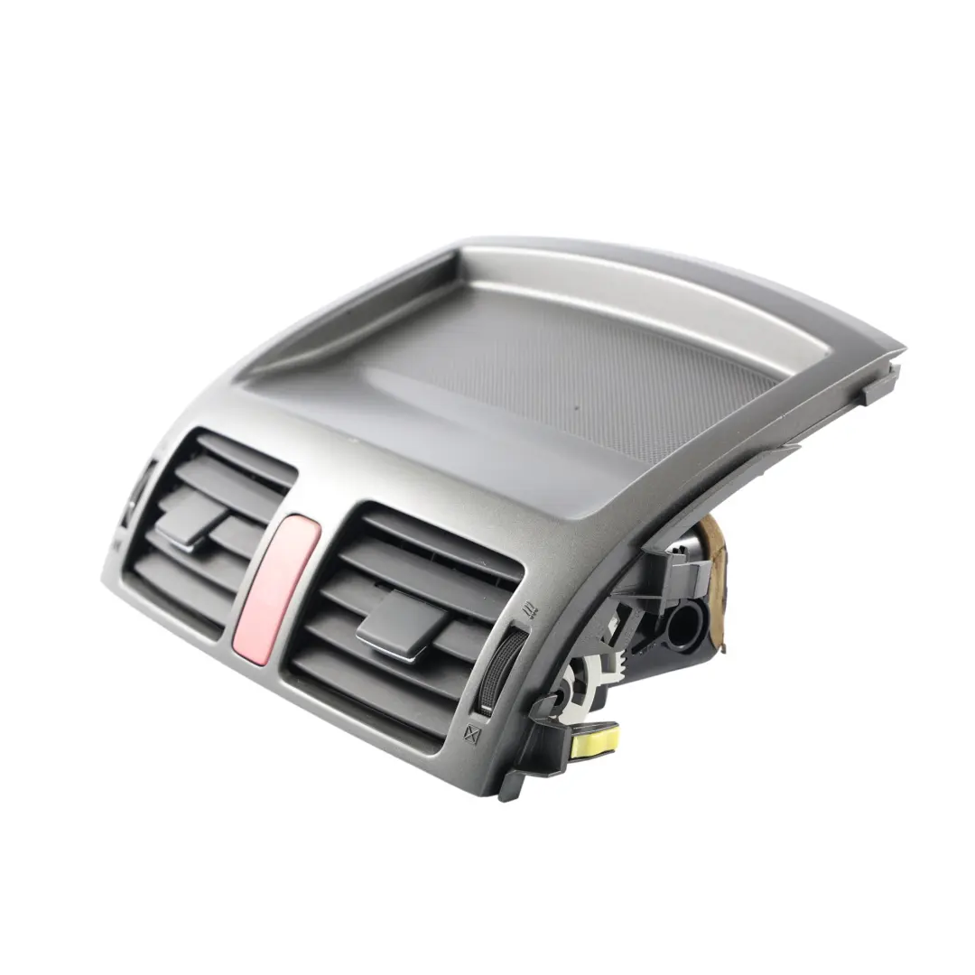 Rejilla Ventilación Centro Interruptor Emergencia para Toyota Auris E15 con número de pieza 5567002100 Toyota Auris E15 Rejilla Ventilación Centro Interruptor Emergencia - SKU 5567002100 - Número de pieza 5567002100