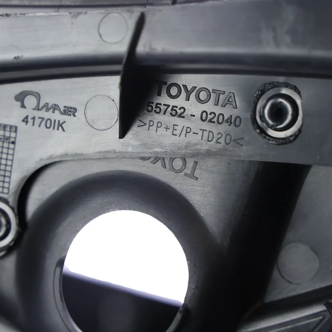 Panel Plástico Soporte Cubierta Embellecedor para Toyota Auris E15 con número de pieza 5575202040 Toyota Auris E15 Panel Plástico Soporte Cubierta Embellecedor - SKU 5575202040 - Número de pieza 5575202040