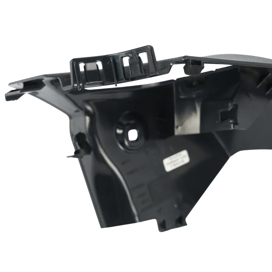 BMW F74 Embellecedor Cinturón Seguridad Bandeja Trasera Derecho Negro - SKU 5A51068 - Número de pieza 5A51068