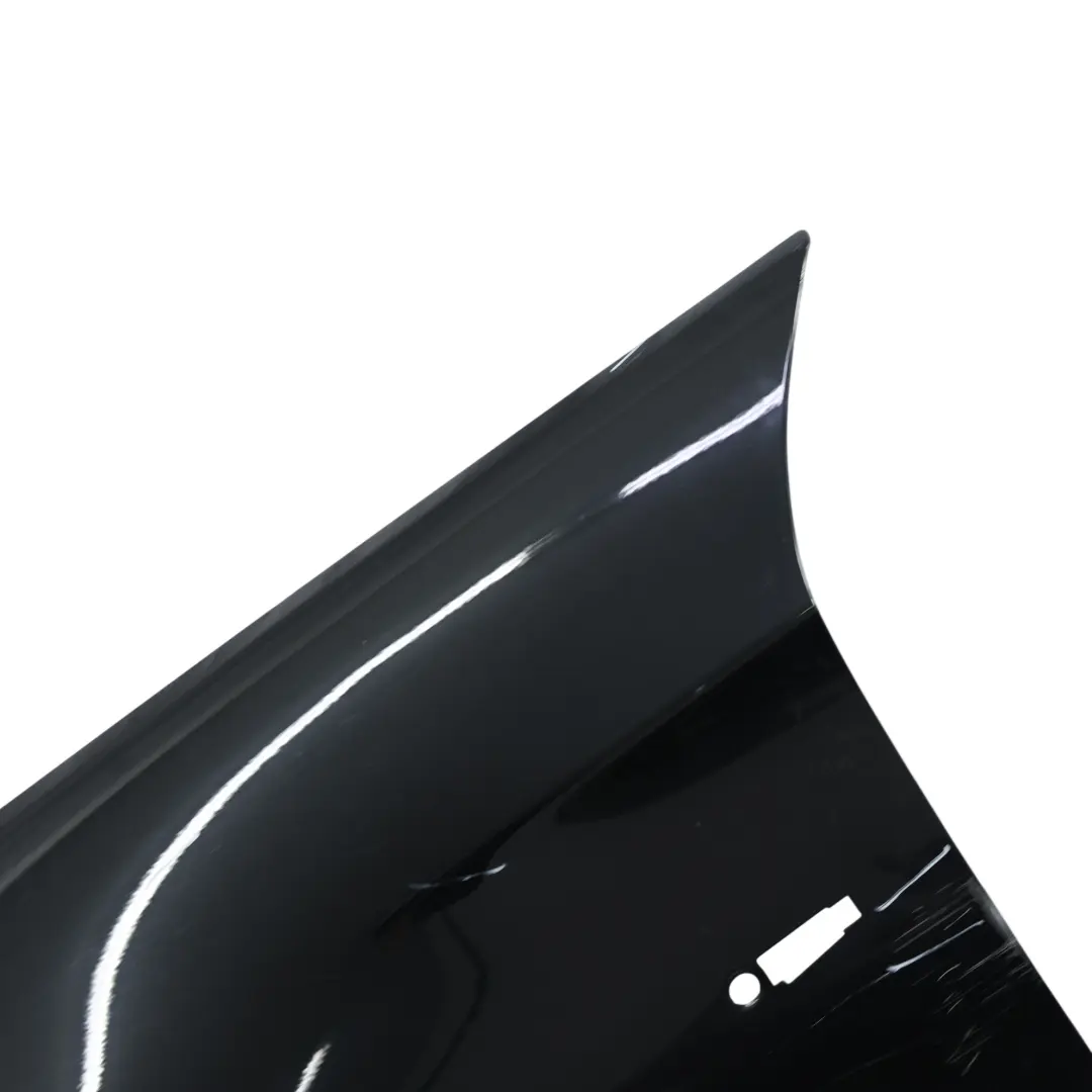 Parafango Anteriore Sinistro Nero Sapphire Metallizzato 475 per BMW E90 con numero di parte 5A55AF3 BMW E90 Parafango Anteriore Sinistro Nero Sapphire Metallizzato 475 - SKU 5A55AF3-BS2 - Numero di parte 5A55AF3