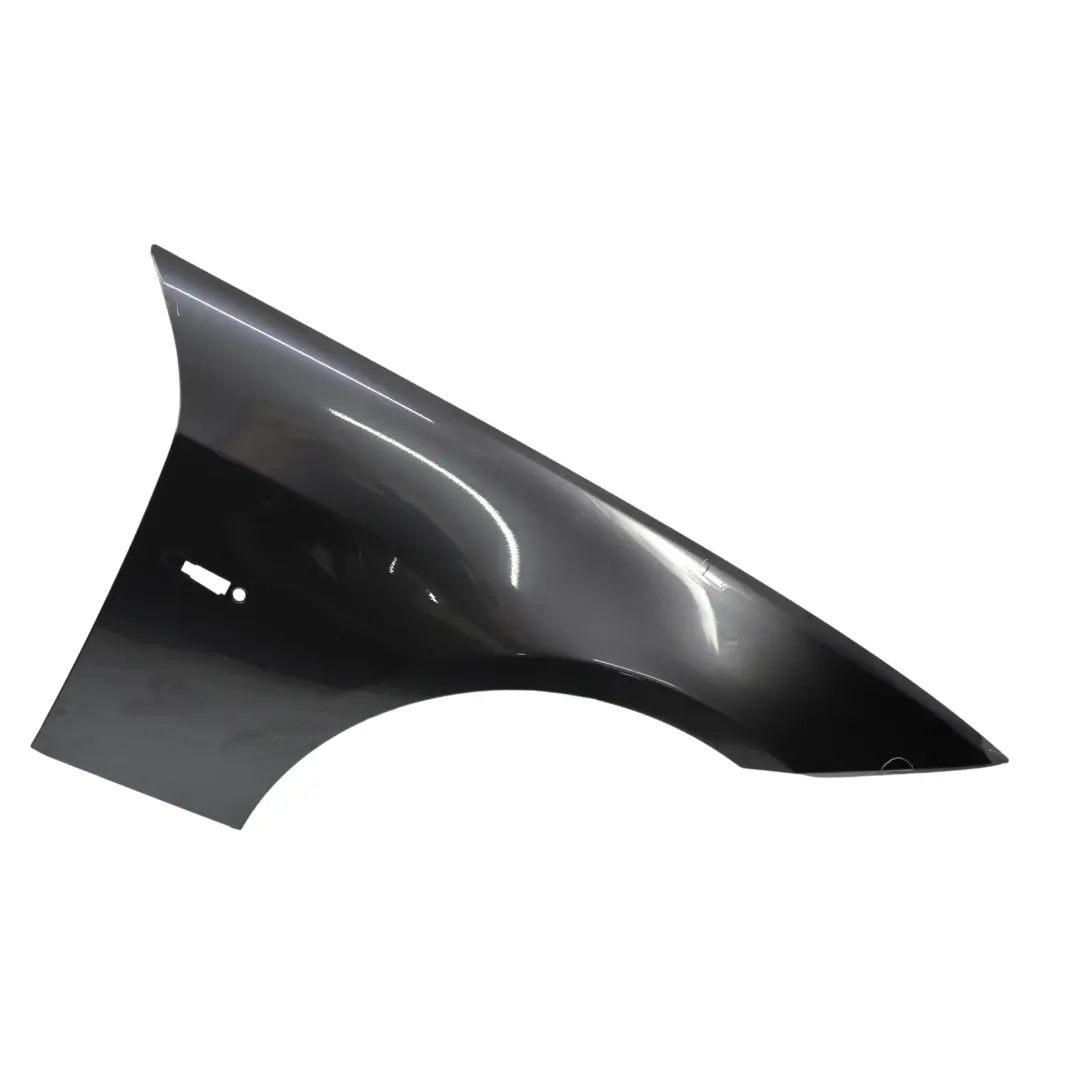 Panel Lateral Aleta Delantero Derecho Gris Grafito Metalizado A22 para BMW E90 E91 con número de pieza 5A55AF4 BMW E90 E91 Panel Lateral Aleta Delantero Derecho Gris Grafito Metalizado A22 - SKU 5A55AF4-SG - Número de pieza 5A55AF4