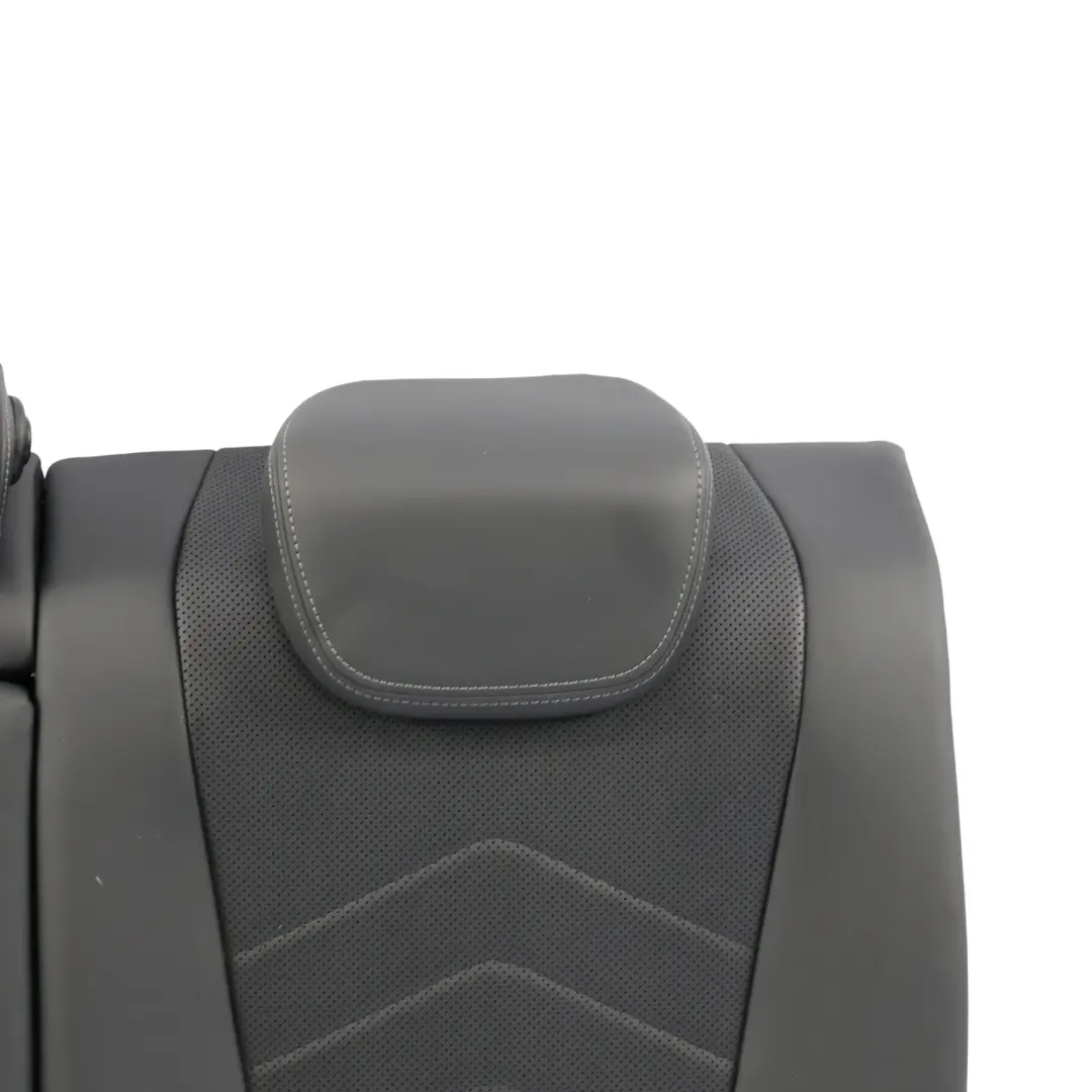 BMW F74 Housse Dossier Siège Arrière Gauche Noir Similicuir - SKU 5A87011 - Numéro de pièce 5A87011