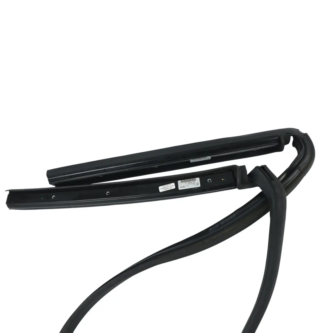 Volkswagen New Beetle Cabriolet Rail Toit Gauche Droite 5C3871356 - SKU 5C3871355 - Numéro de pièce 5C3871355