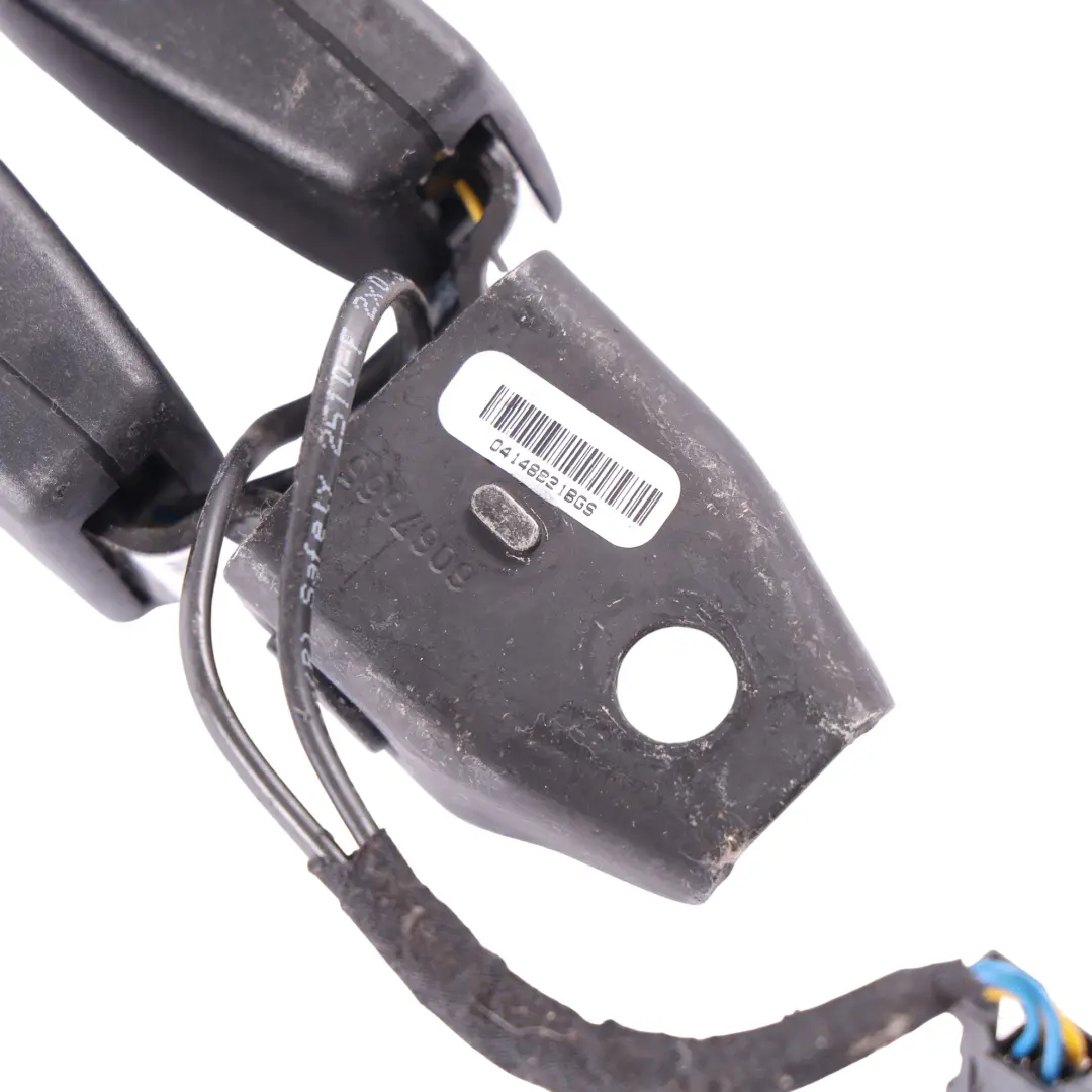 Mk3 Rear Twin Middle Seat Belt Buckle Double Clip to Volkswagen Beetle with Part number 5C5857739B Volkswagen Beetle Mk3 Rear Twin Middle Seat Belt Buckle Double Clip - SKU 5C5857739B - Part number 5C5857739B