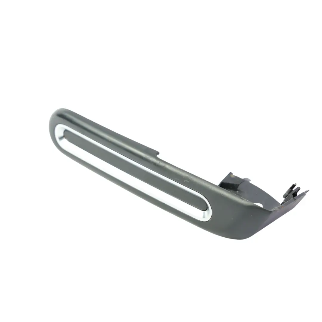 Maniglia Interna Porta Anteriore Destra Nera per Volkswagen New Beetle con numero di parte 5C5868664B Volkswagen New Beetle Maniglia Interna Porta Anteriore Destra Nera - SKU 5C5868664B-1 - Numero di parte 5C5868664B