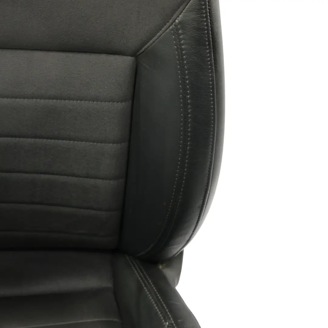 Mk3 5E Asiento Delantero Derecho Interior Cuero Alcantara Negro para Skoda Octavia con número de pieza 5E0881806D Skoda Octavia Mk3 5E Asiento Delantero Derecho Interior Cuero Alcantara Negro - SKU 5E0881806D-1 - Número de pieza 5E0881806D