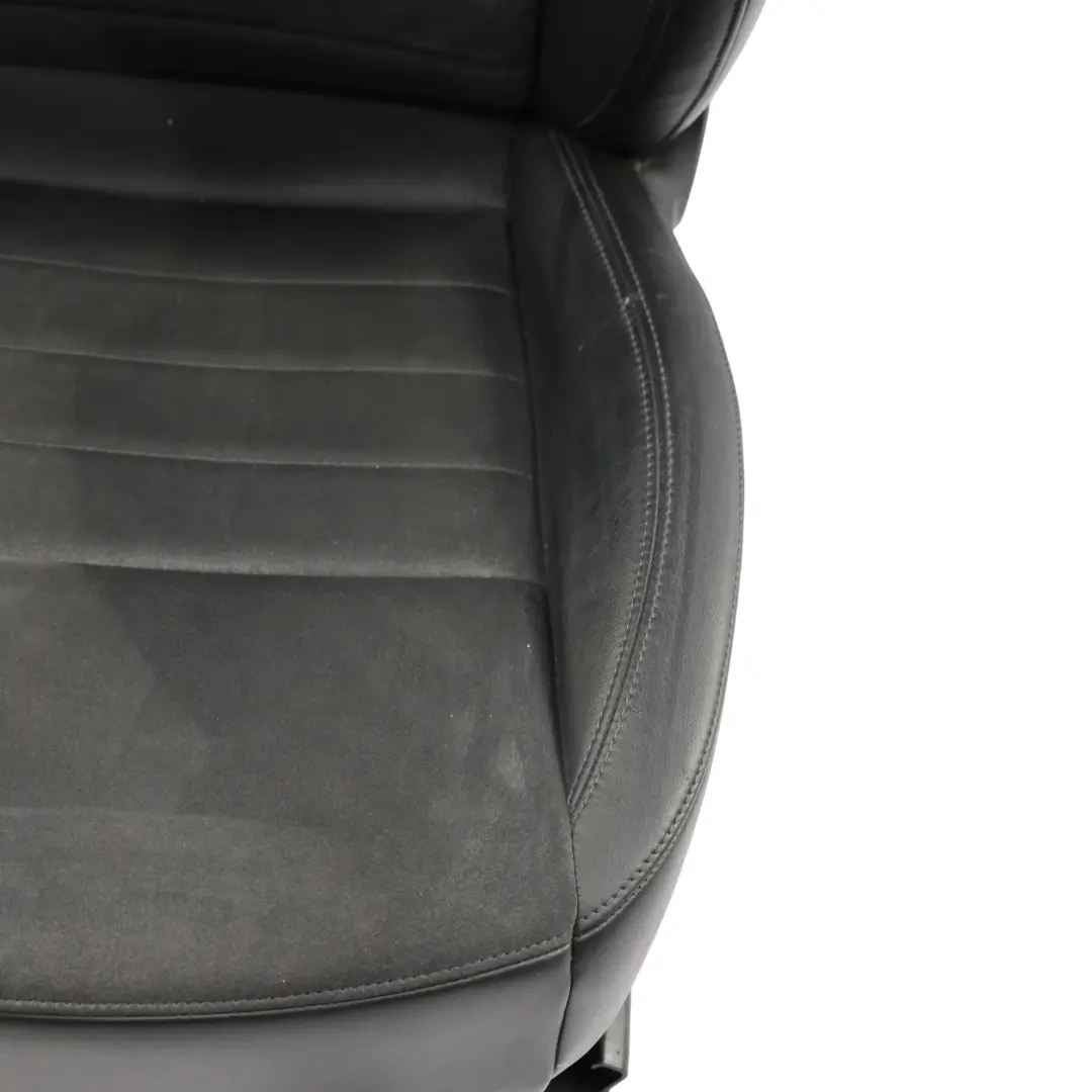 Skoda Octavia Mk3 5E Asiento Delantero Derecho Interior Cuero Alcantara Negro - SKU 5E0881806D-1 - Número de pieza 5E0881806D