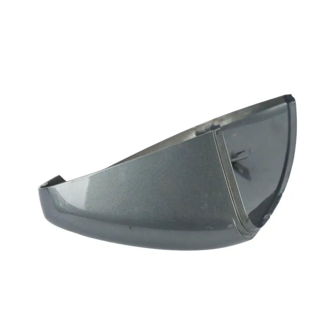 Obudowa Lusterka Prawa Szary Indium R7H do Volkswagen Golf Mk7 o numerze 5G0072530A Volkswagen Golf Mk7 Obudowa Lusterka Prawa Szary Indium R7H - SKU 5G0072530A - Numer Części 5G0072530A