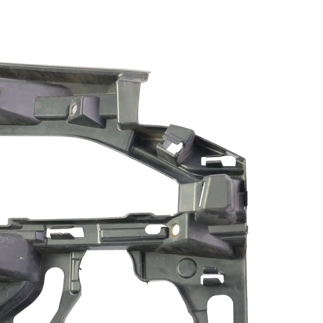 Volkswagen Golf Mk7 Soporte Rejilla Parachoques Delantero Derecho - SKU 5G0807724F - Número de pieza 5G0807724F