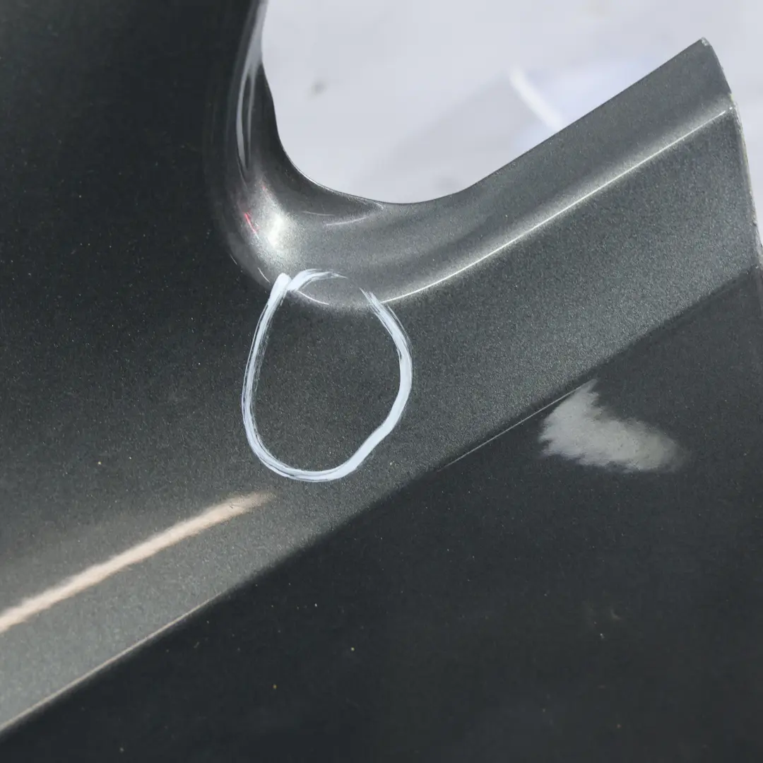 Parafango Anteriore Sinistro Grigio Indium Metallizzato R7H per Volkswagen Golf Mk7 con numero di parte 5G0821105B Volkswagen Golf Mk7 Parafango Anteriore Sinistro Grigio Indium Metallizzato R7H - SKU 5G0821105B-IDG - Numero di parte 5G0821105B
