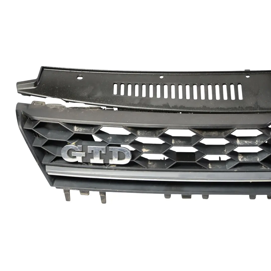 Volkswagen Golf Mk7 R Line GTD Front Bumper Centre Grille Panel - SKU 5G0853651E-2 - Part number 5G0853651E