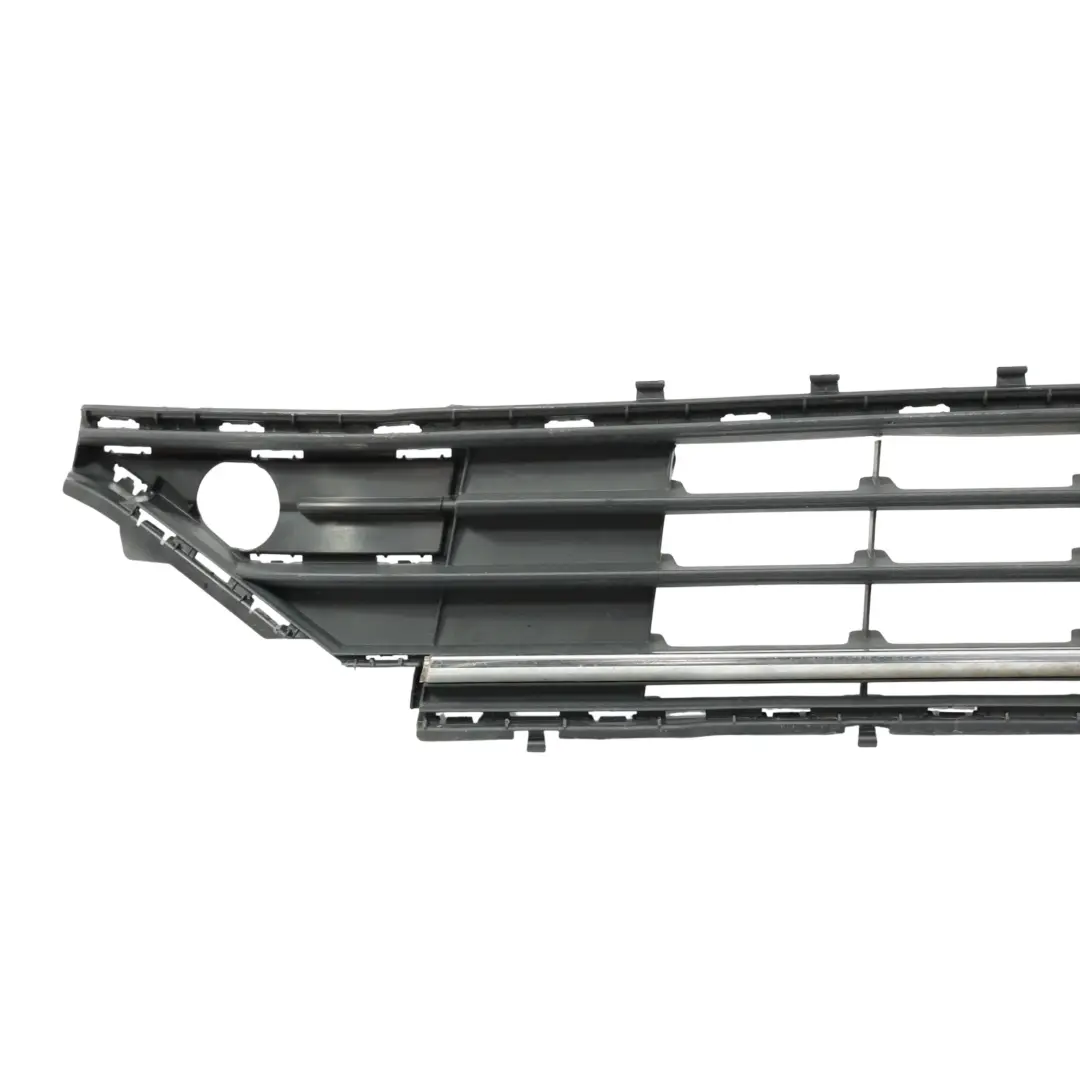 Griglia Centrale Inferiore Paraurti Anteriore per Volkswagen Golf Mk7 con numero di parte 5G0853677P Volkswagen Golf Mk7 Griglia Centrale Inferiore Paraurti Anteriore - SKU 5G0853677P - Numero di parte 5G0853677P