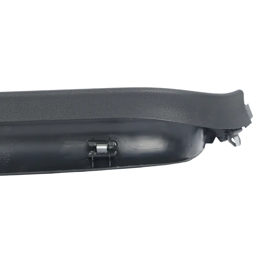 5G Revestimiento Interior Portón Trasero Izquierdo para Volkswagen Golf con número de pieza 5G9867603A Volkswagen Golf 5G Revestimiento Interior Portón Trasero Izquierdo - SKU 5G9867603A - Número de pieza 5G9867603A