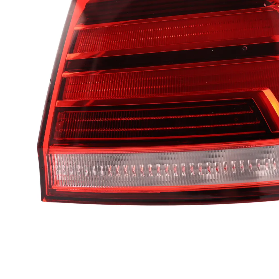 Volkswagen Golf Mk7 Estate Tail Light Outer Lamp Rear Right O/S - SKU 5G9945096E - Part number 5G9945096E