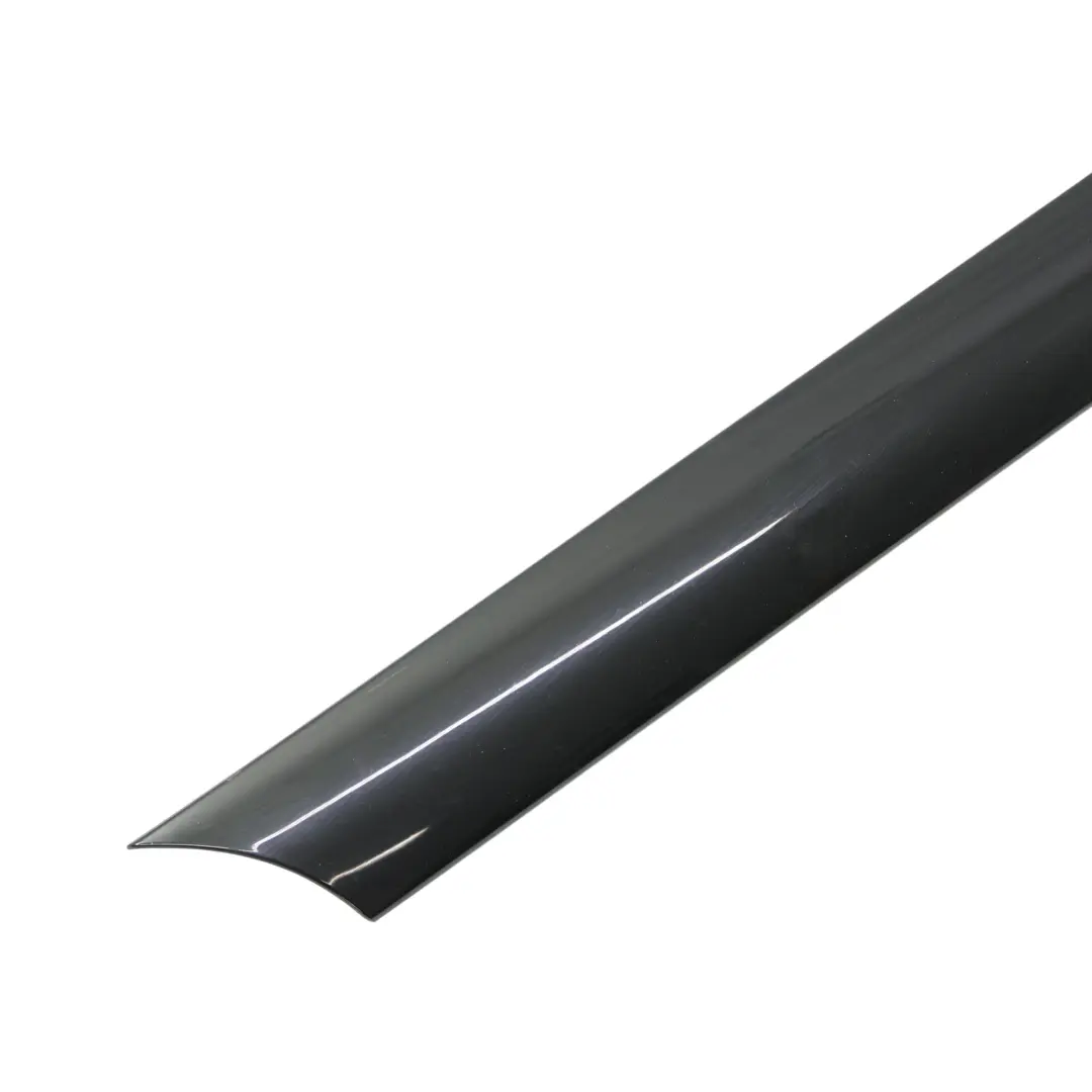 Listwa Boczna Szyby Przedniej Lewa do Range Rover Sport L320 o numerze 5H32-03064-HB Range Rover Sport L320 Listwa Boczna Szyby Przedniej Lewa - SKU 5H32-03064-HB - Numer Części 5H32-03064-HB