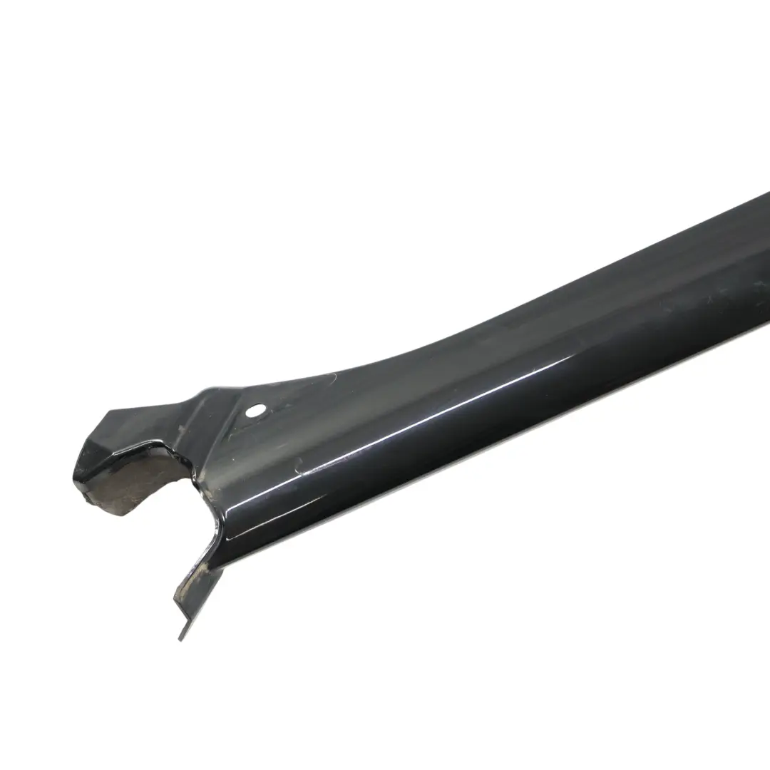 Modanatura Laterale Parabrezza Destra per Range Rover Sport L320 con numero di parte 5H32-03064-FB Range Rover Sport L320 Modanatura Laterale Parabrezza Destra - SKU 5H32-03064-FB - Numero di parte 5H32-03064-FB