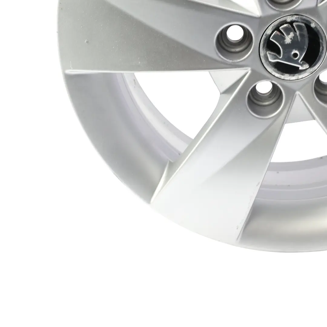 Skoda Fabia Mk2 Roomster Jante Alliage Argent 15" 6J ET:43 - SKU 5J0601025AB-SL2 - Numéro de pièce 5J0601025AB