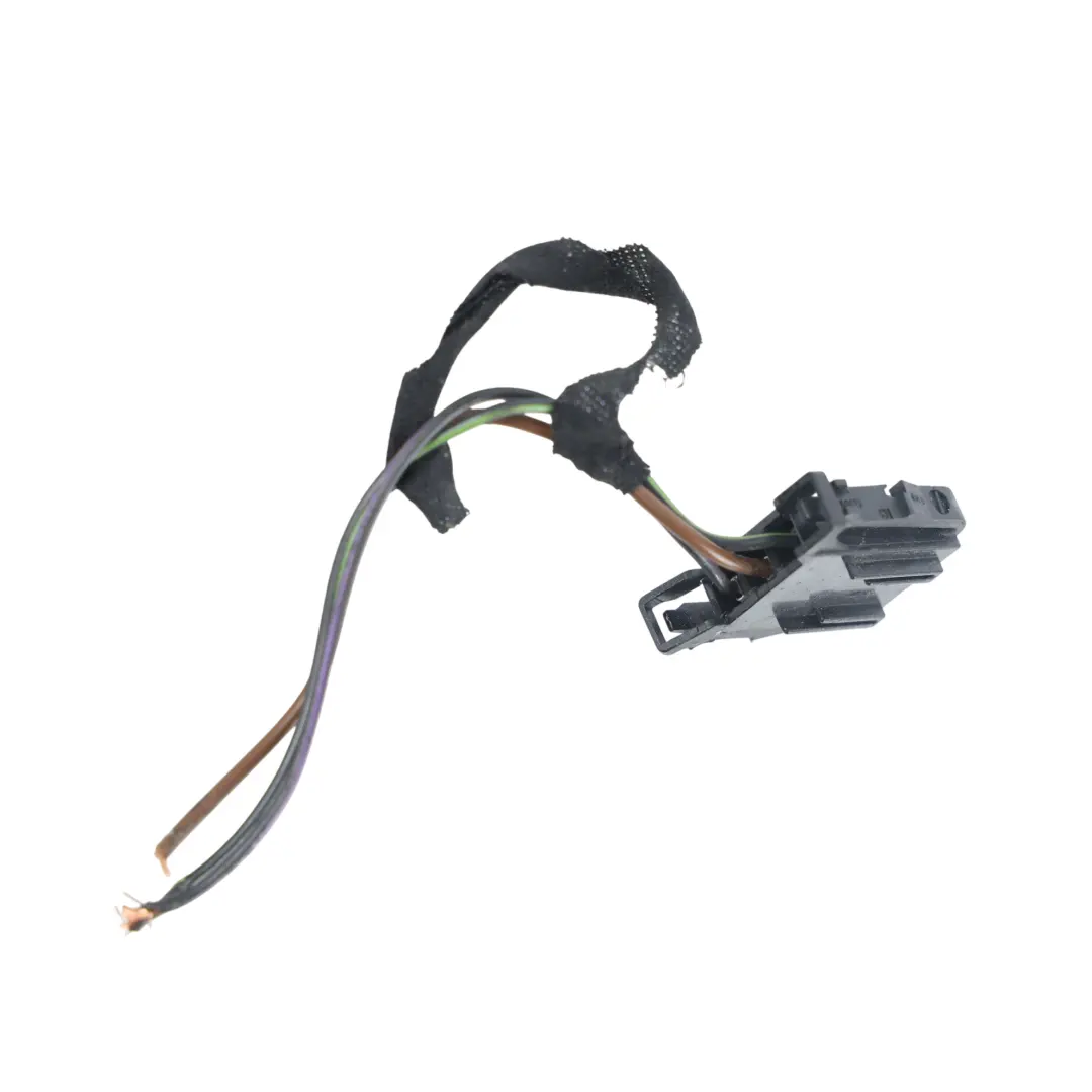 Mk6 Piloto Trasero Exterior Derecho Cableado para Volkswagen Golf con número de pieza 5K0945096N Volkswagen Golf Mk6 Piloto Trasero Exterior Derecho Cableado - SKU 5K0945096N-1 - Número de pieza 5K0945096N