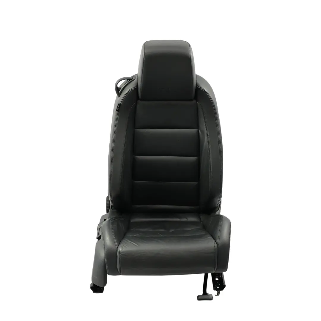 Mk6 Fotel Przedni Prawy Podgrzewany Skórzany Titan Black do Volkswagen Golf VI o numerze 5K3881806CH Volkswagen Golf VI Mk6 Fotel Przedni Prawy Podgrzewany Skórzany Titan Black - SKU 5K3881806CH - Numer Części 5K3881806CH