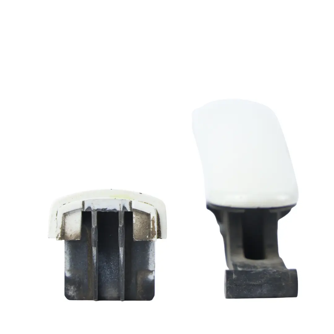 Seat Ibiza 6J Tirador Puerta Delantera Derecha Blanco Cortina B9A - SKU 5N0837205M-CWH - Número de pieza 5N0837205M