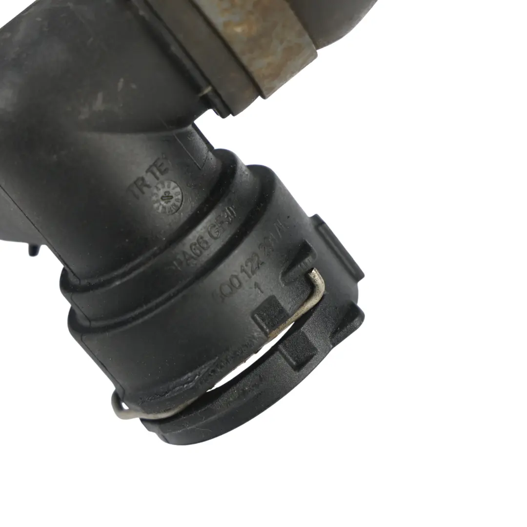 Przewód Chłodnicy Płynu Chłodzącego 1.4 TFSI do Audi A3 8V o numerze 5Q0121049K Audi A3 8V Przewód Chłodnicy Płynu Chłodzącego 1.4 TFSI - SKU 5Q0121049K - Numer Części 5Q0121049K