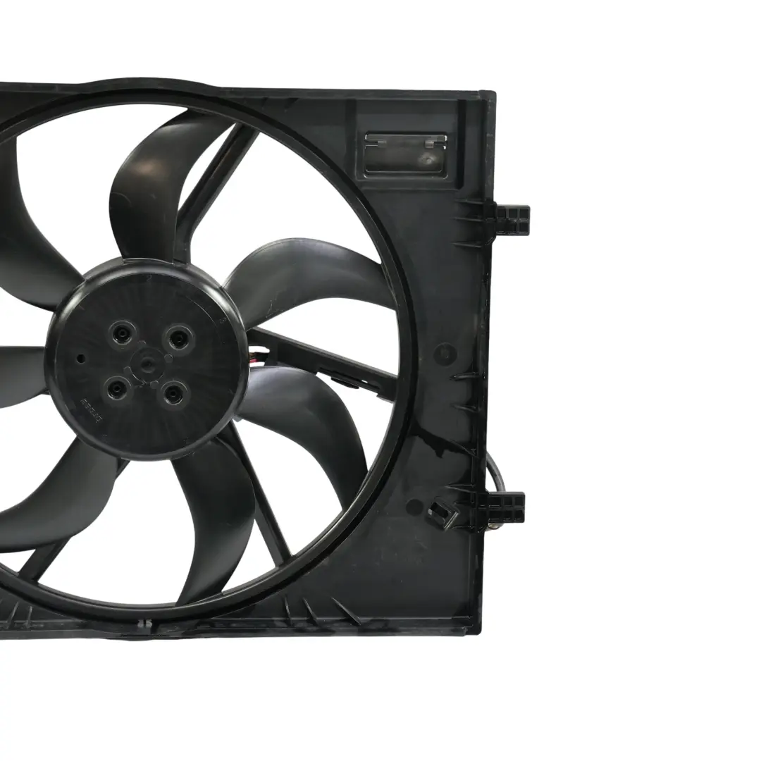 Mk3 RS Kühler Lüfter 2.0 TSI für VW Golf Mk7 Skoda Octavia mit Teilenummer 5Q0121205AD VW Golf Mk7 Skoda Octavia Mk3 RS Kühler Lüfter 2.0 TSI - SKU 5Q0121205AD - Teilenummer 5Q0121205AD