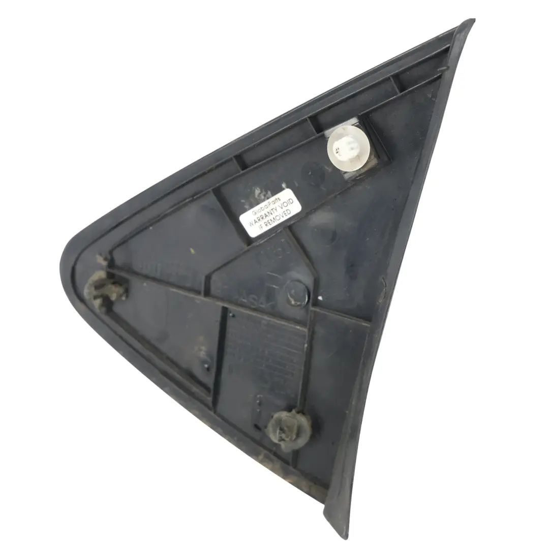 Türdreieck Abdeckung Blende Vorne Rechts Schwarz für Toyota Yaris P9 mit Teilenummer 601170D060 Toyota Yaris P9 Türdreieck Abdeckung Blende Vorne Rechts Schwarz - SKU 601170D060 - Teilenummer 601170D060
