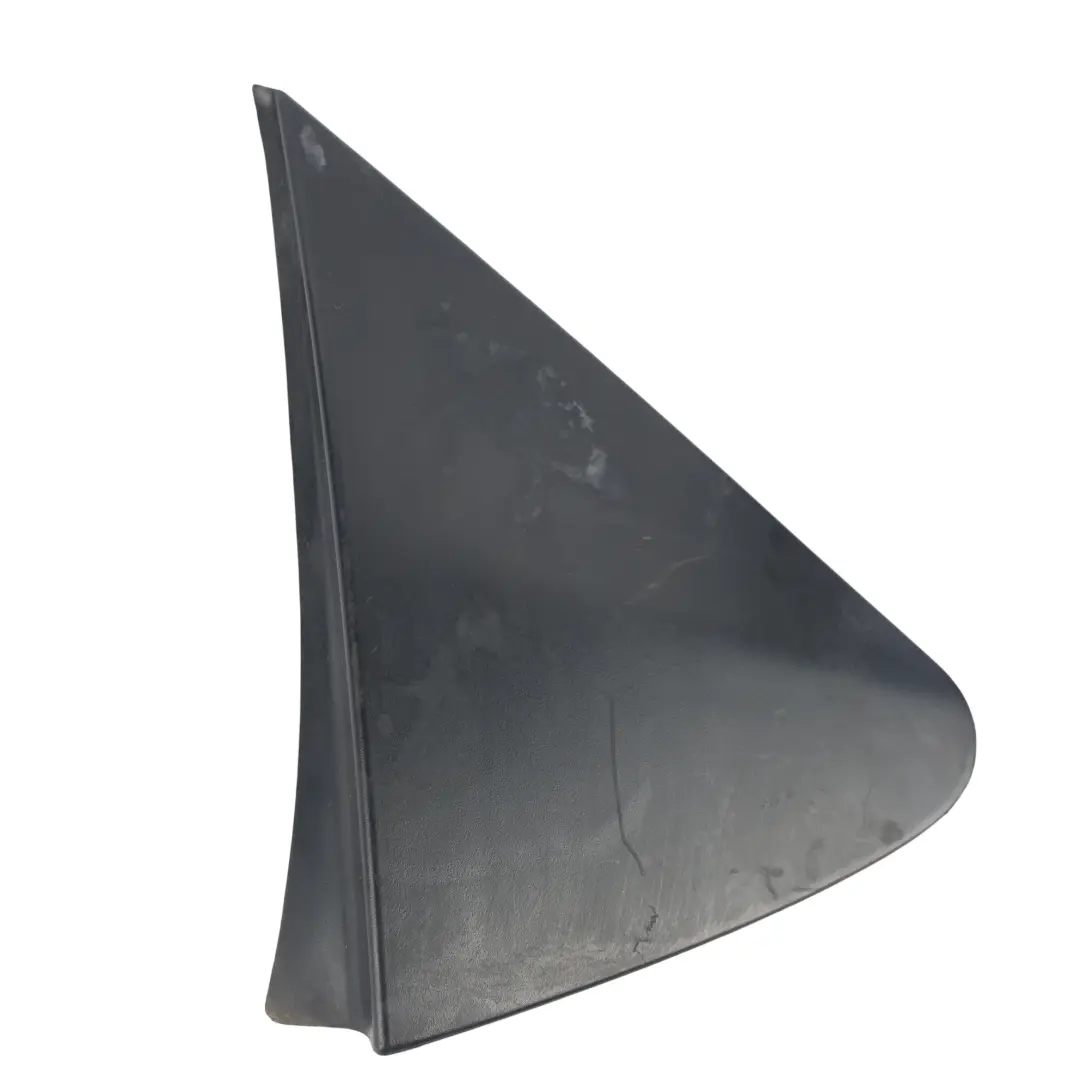 Toyota Yaris P9 Cache Triangle Porte Avant Droite Noir - SKU 601170D060 - Numéro de pièce 601170D060