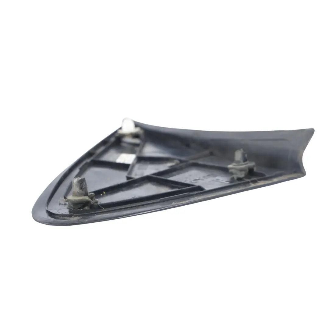 Toyota Yaris P9 Osłona Trójkąta Drzwi Panel Przedni Prawy Czarny - SKU 601170D060 - Numer Części 601170D060