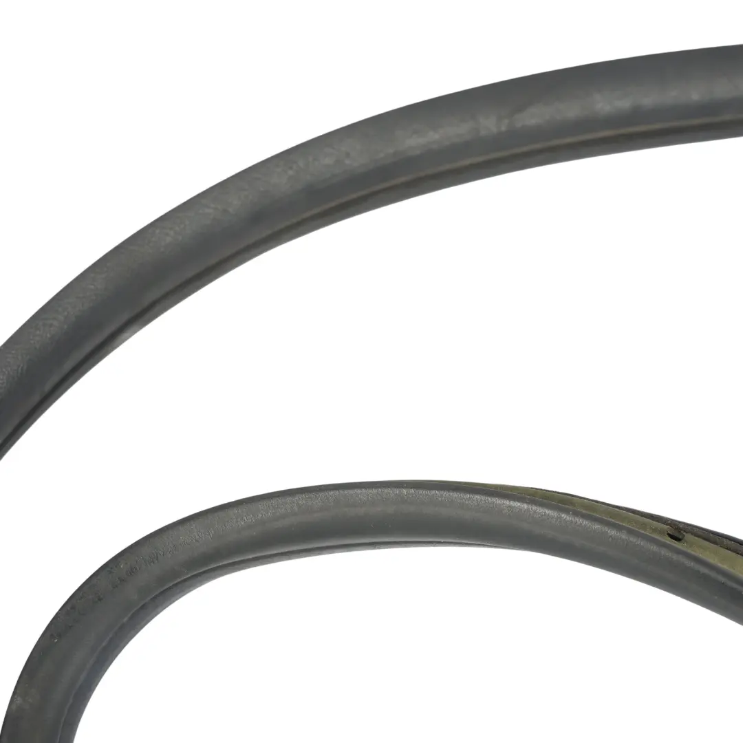 Mk1 Rear Door Seal Rubber Weatherstrip Left Right N/O/S to Toyota Aygo with Part number 623310H014 Toyota Aygo Mk1 Rear Door Seal Rubber Weatherstrip Left Right N/O/S - SKU 623310H014 - Part number 623310H014