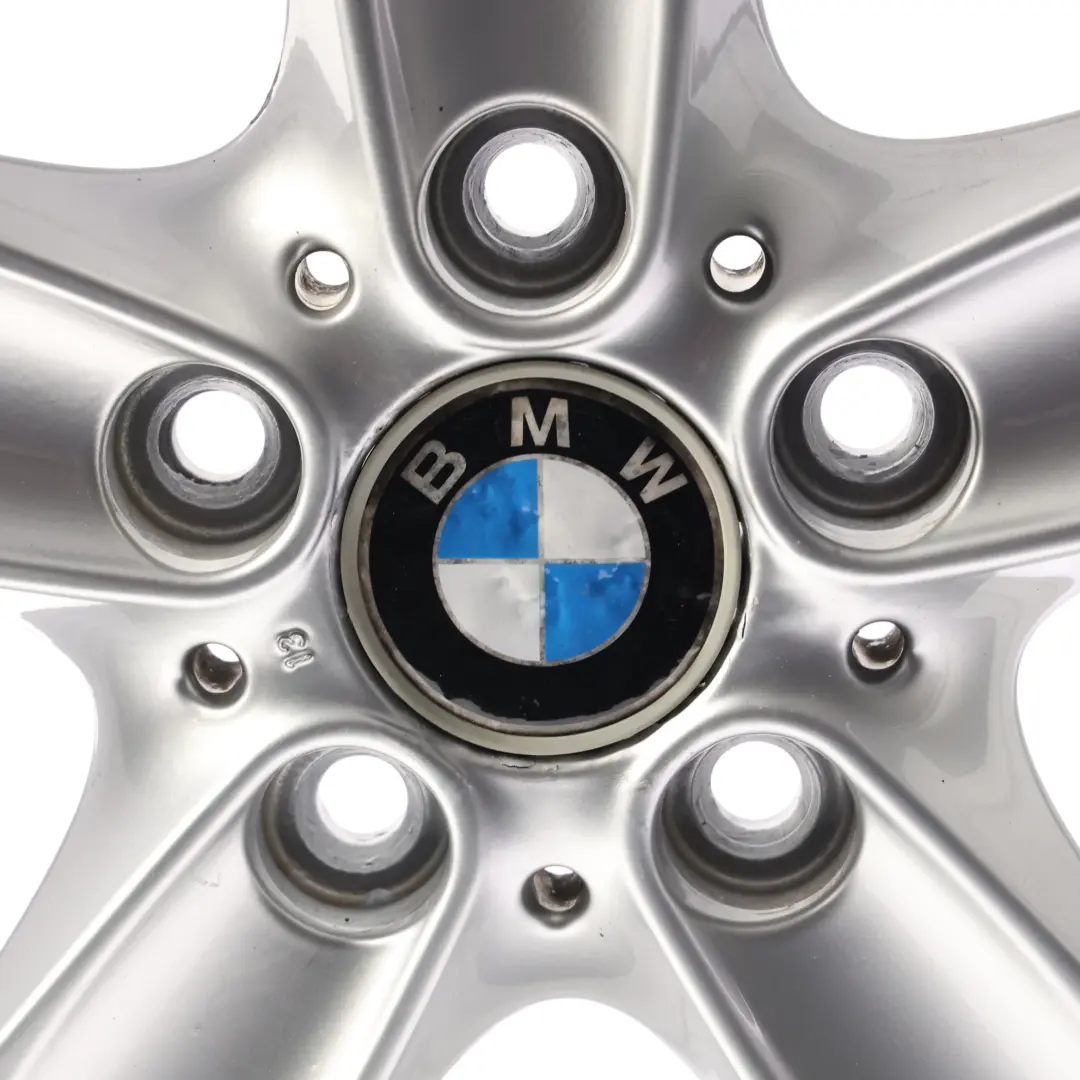 Llanta De aleacion 16" Spider Spoke 140 ET:44 7J para BMW E81 E82 E87 con número de pieza 6769401 BMW E81 E82 E87 Llanta De aleacion 16" Spider Spoke 140 ET:44 7J - SKU 6769401-SL - Número de pieza 6769401